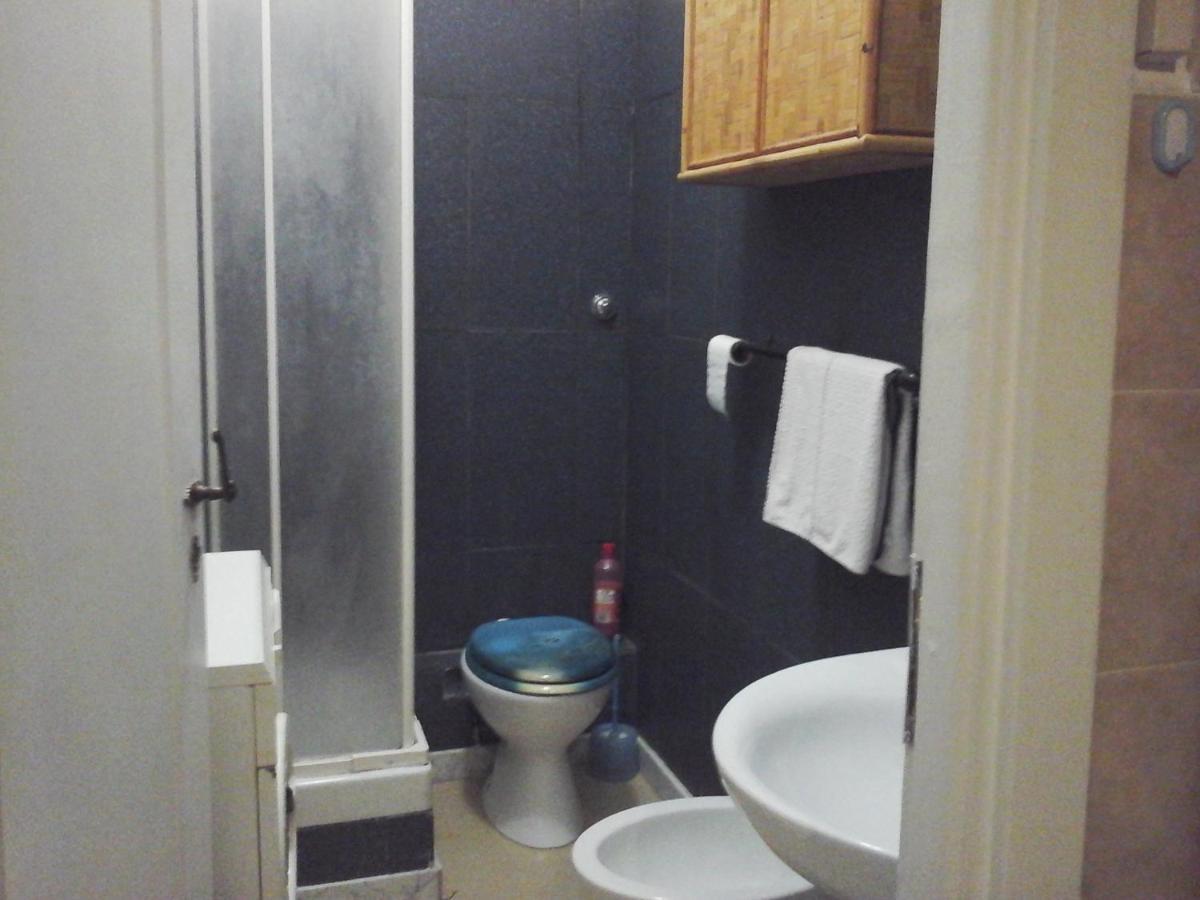 B&B Near Metro' Central Line - Only Wc In The Rooms 15 Minutes To Termini Station 20 To Spagna Square - In The Night Bus Róma Kültér fotó